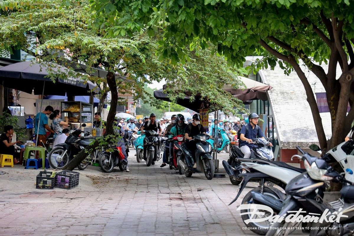 xe_ôm_công nghê- lê khanh26