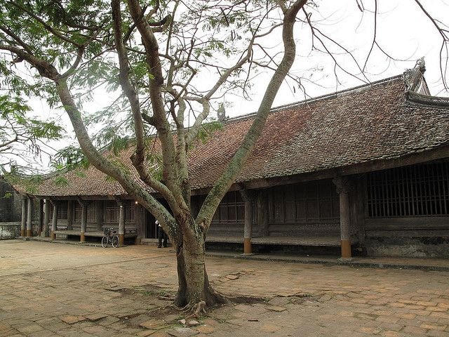 Đình Trà Cổ - nơi biên cương Đông Bắc.  