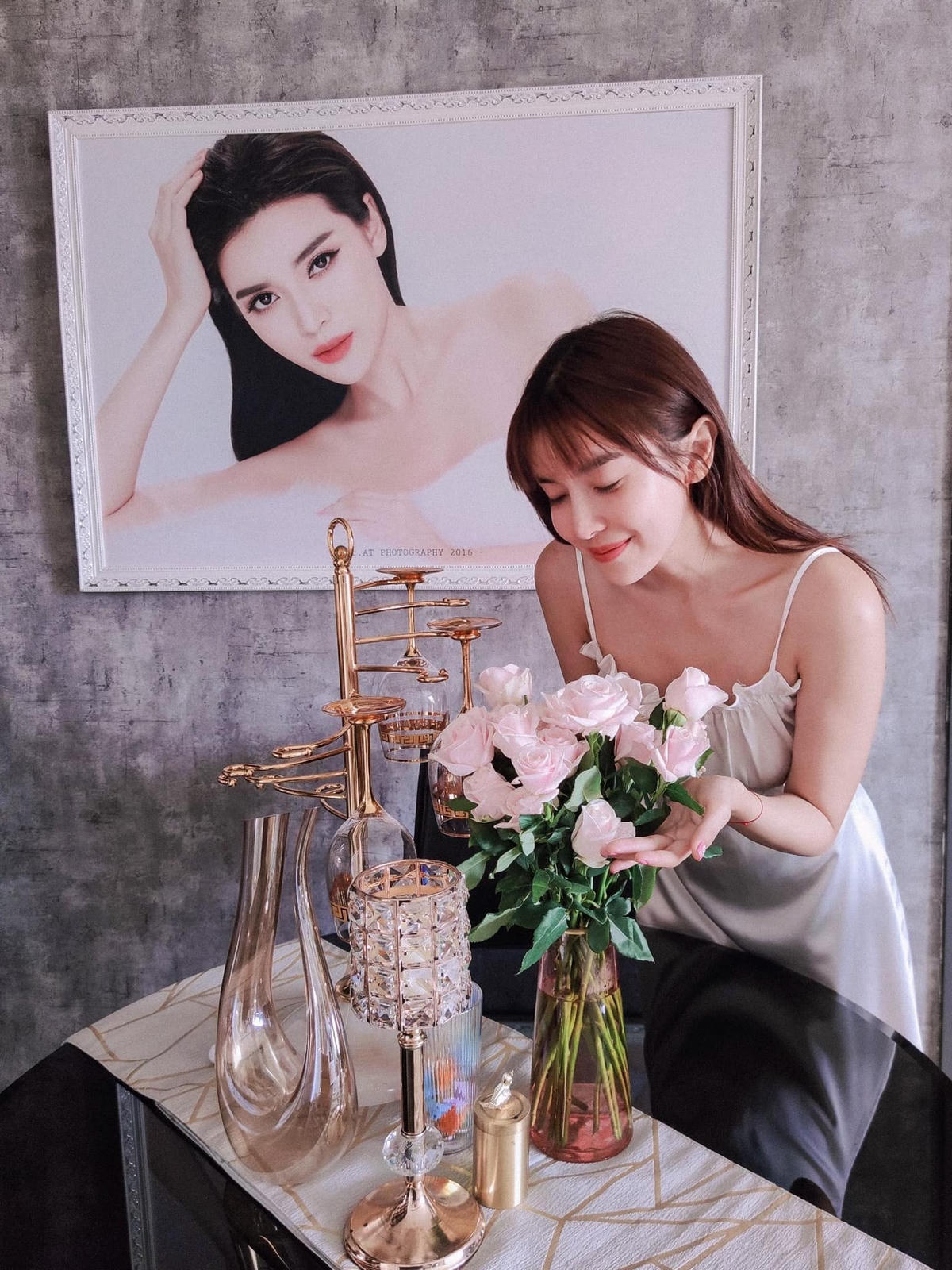 Sau nhiều năm hoạt động Showbiz, Cao Thái Hà gặt hái được nhiều thành quả trên chính con đường mình đã chọn. Lúc này, Cao Thái Hà được đúng với chính mình, với đam mê cùng với nỗ lực theo đuổi đam mê diễn xuất. Ảnh: NVCC.