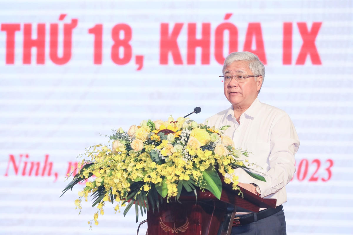 Bí thư Trung ương Đảng, Chủ tịch UBTƯ MTTQ Việt Nam Đỗ Văn Chiến phát biểu tại Hội nghị. Ảnh: Quang Vinh.