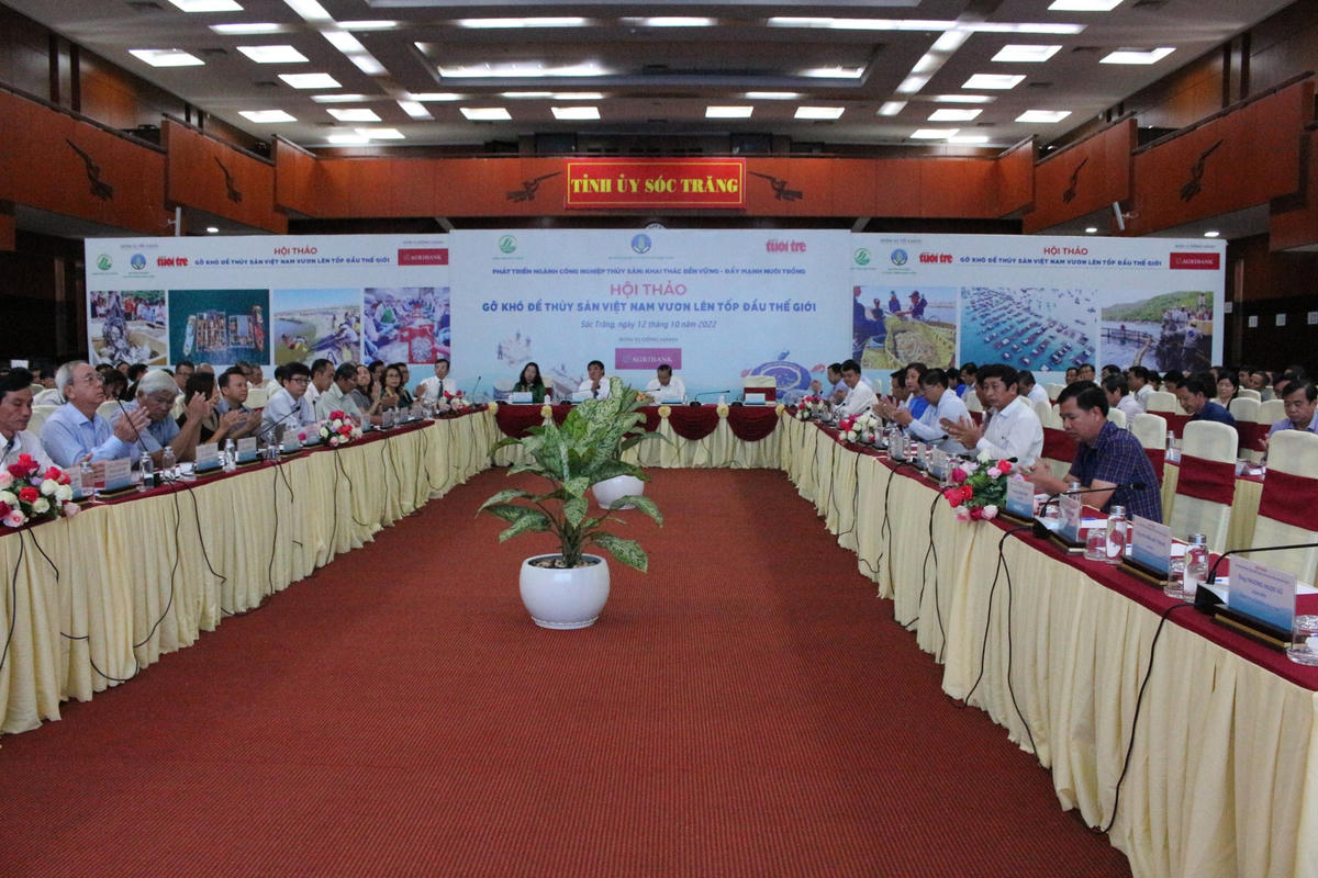 Quang cảnh buổi hội thảo “Gỡ khó để thủy sản Việt Nam vươn lên tốp đầu thế giới”.