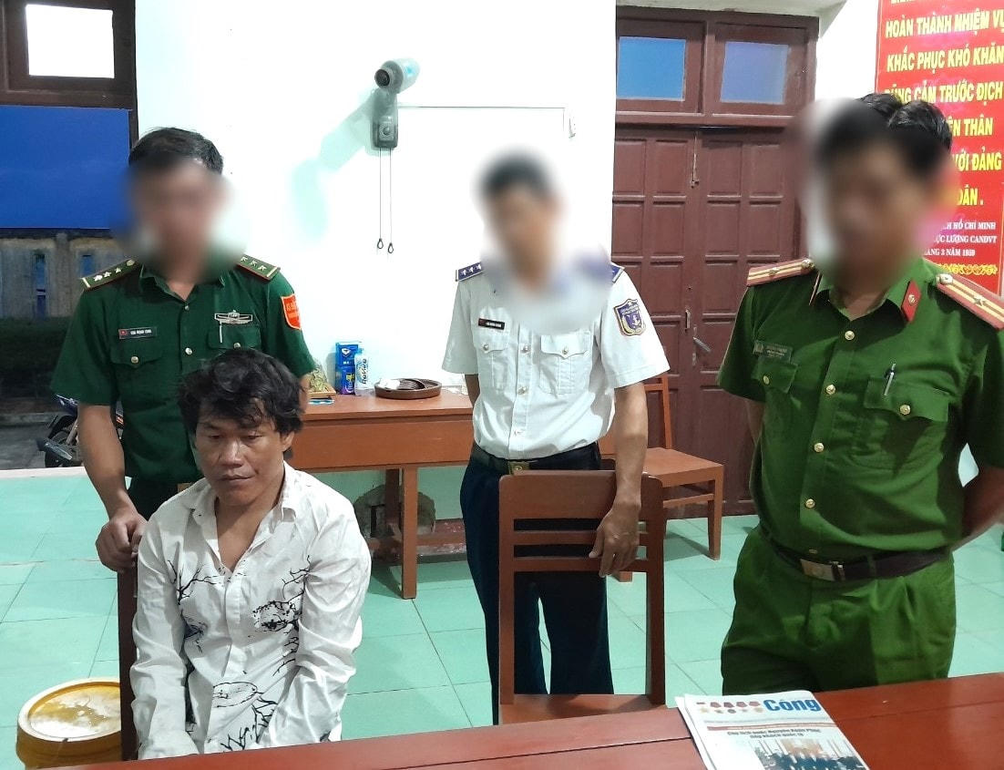 Đối tượng Nguyễn Văn Lâu tại cơ quan chức năng. 