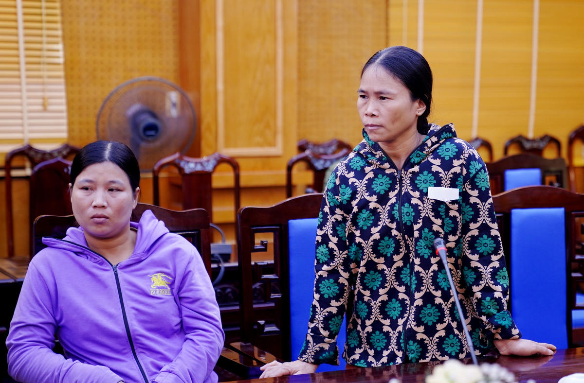 Bà Nguyễn Thị Hoa (trú tại thôn Trung Long, xã Trung Lộc) chia sẻ những băn khoăn trong công tác GPMB.