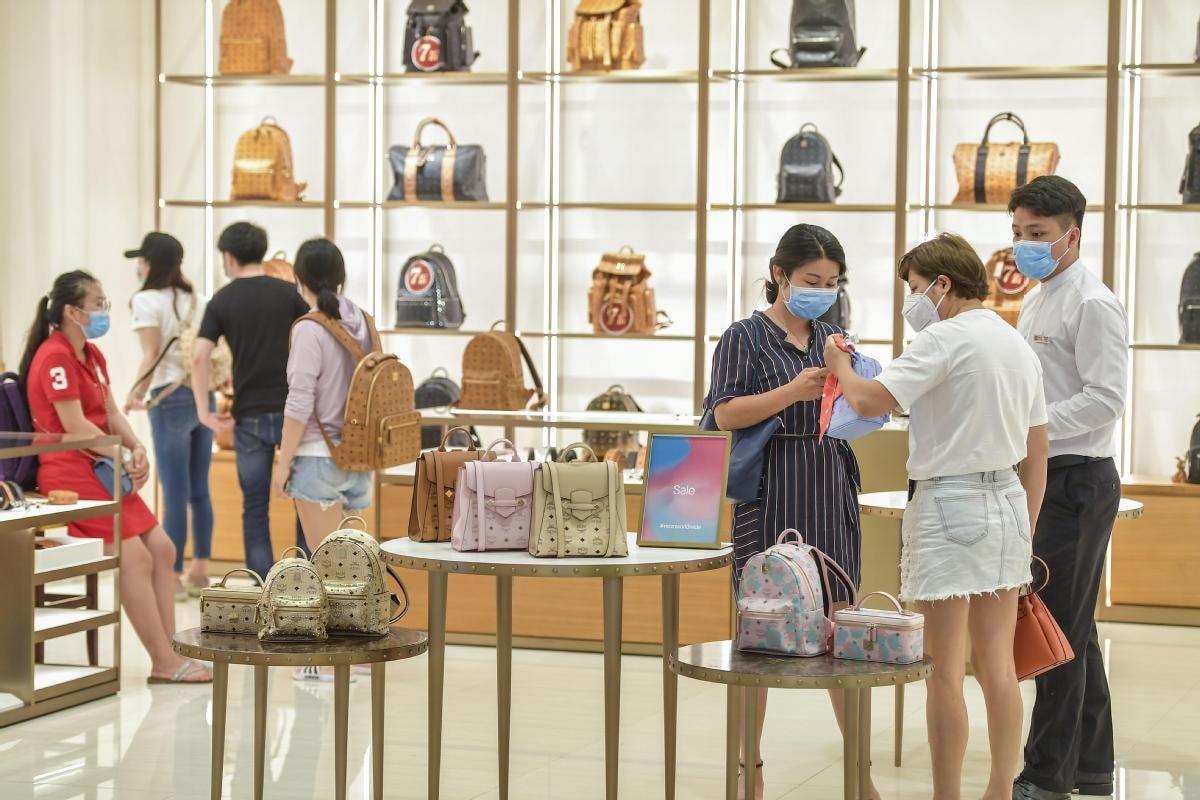 Lợi nhuận của các thương hiệu vẫn được duy trì trong đại dịch phần lớn nhờ thị trường Trung Quốc.