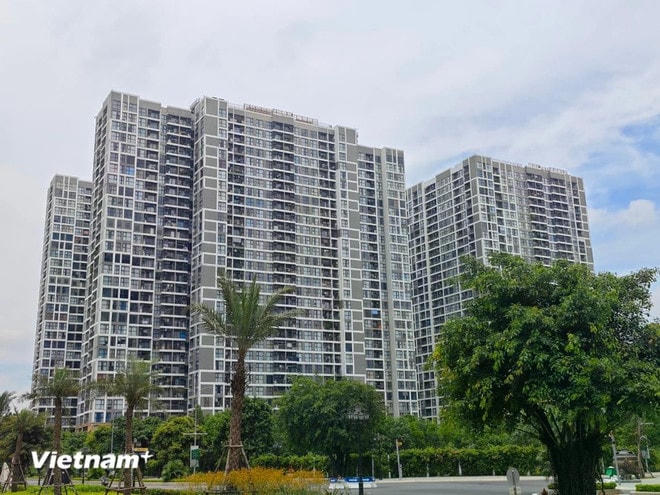 Nhiều người có nhu cầu mua nhà nhưng vẫn chưa thể có cơ hội do nhiều địa phương chưa quan tâm chỉ đạo. (Ảnh: Vietnam+) nha-o-xh.jpg