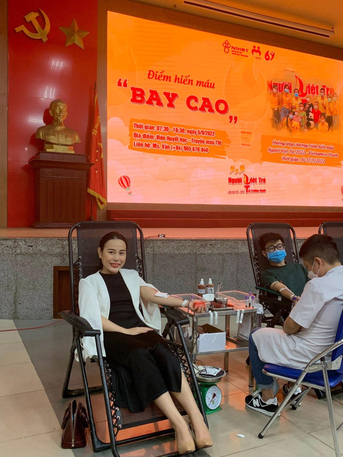 Mặc dù diễn ra vào đầu tuần nhưng điểm hiến máu mở màn Người Việt trẻ 2022 vẫn nhận được sự hưởng ứng của đông đảo mọi người.  