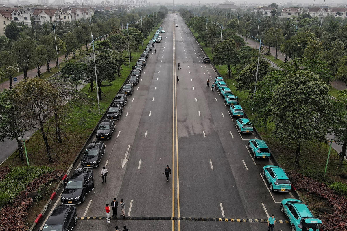 Công ty này sẽ cho các hãng dịch vụ vận chuyển taxi thuê VF e34, VF 8. Đồng thời, GMS cũng tự vận hành dịch vụ taxi bằng ô tô điện.