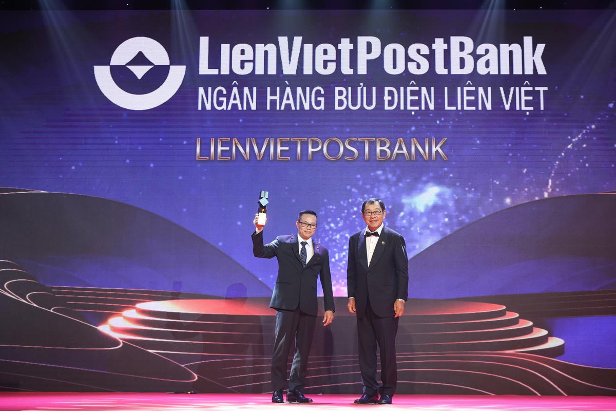 LienVietPostBank nhận giải thưởng 'Doanh nghiệp xuất sắc Châu Á 2022'