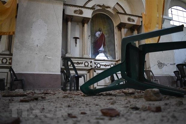 Một nhà thờ bị hư hại sau một trận động đất tại Amatitlan, Guatemala, ngày 16/2/2022. (Ảnh: AFP/ TTXVN).