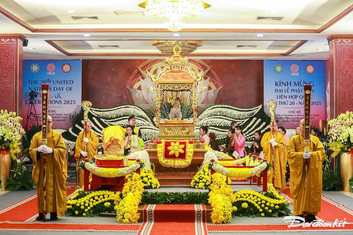 xa_loi_le_khanh7.jpg