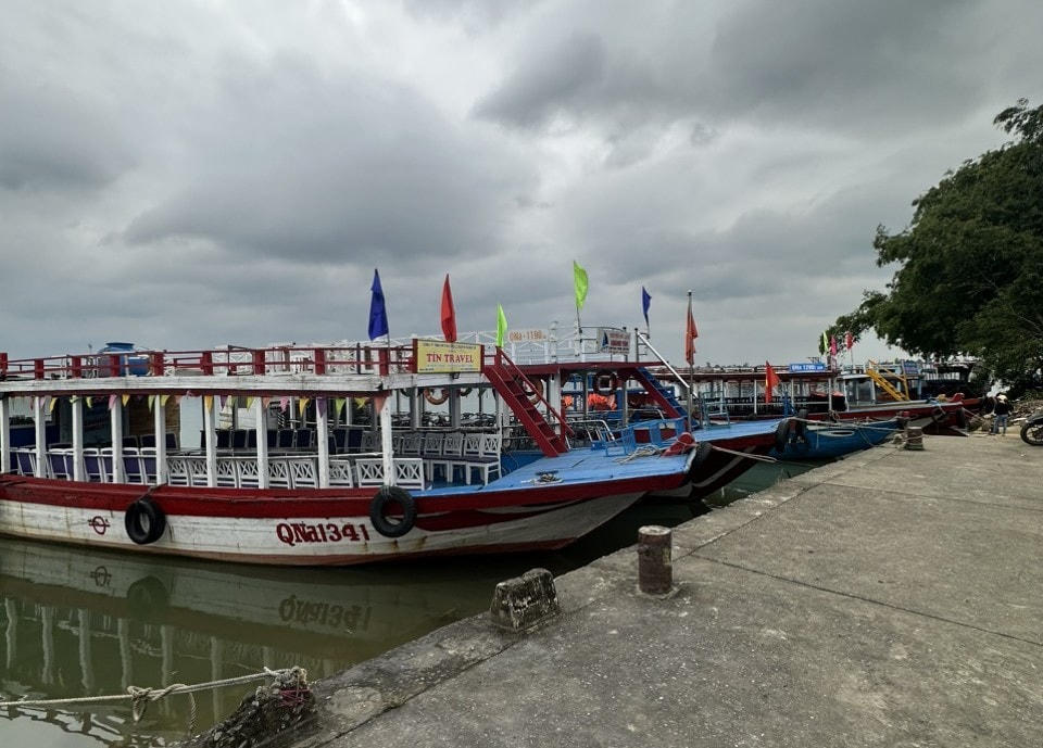 Một góc bến cảng Cửa Đại, TP Hội An.         