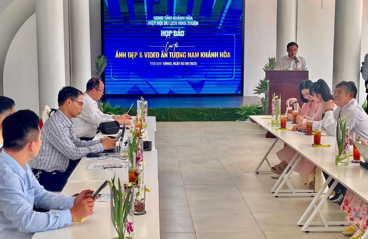 Phát động cuộc thi ảnh đẹp và video ấn tượng nam Khánh Hòa (ảnh Thùy Trang)