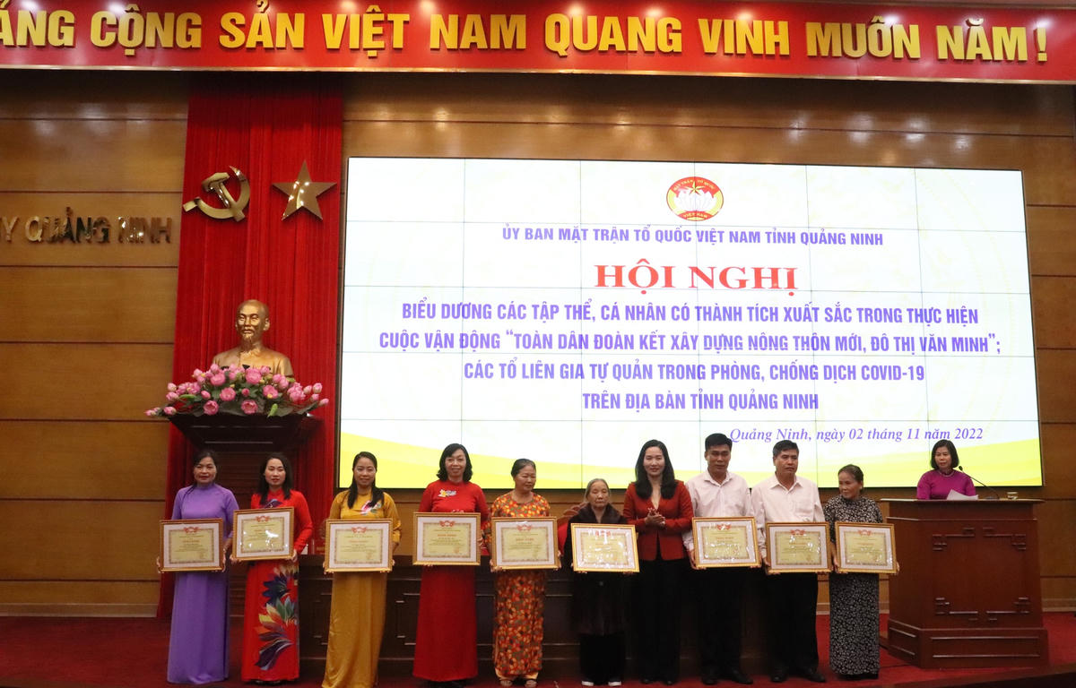 Quảng Ninh: Biểu dương 50 tập thể, cá nhân xuất sắc 