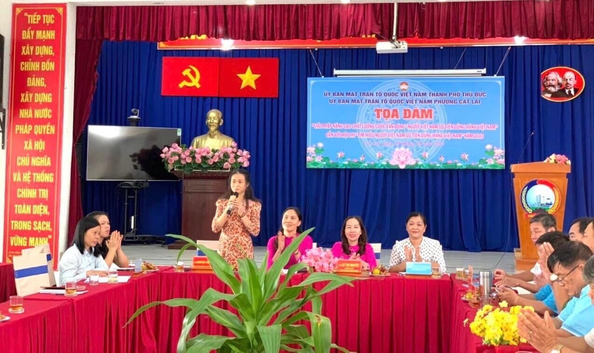 Tọa đàm “Giải pháp nâng cao chất lượng Cuộc vận động “Người Việt Nam ưu tiên dùng hàng Việt Nam”.