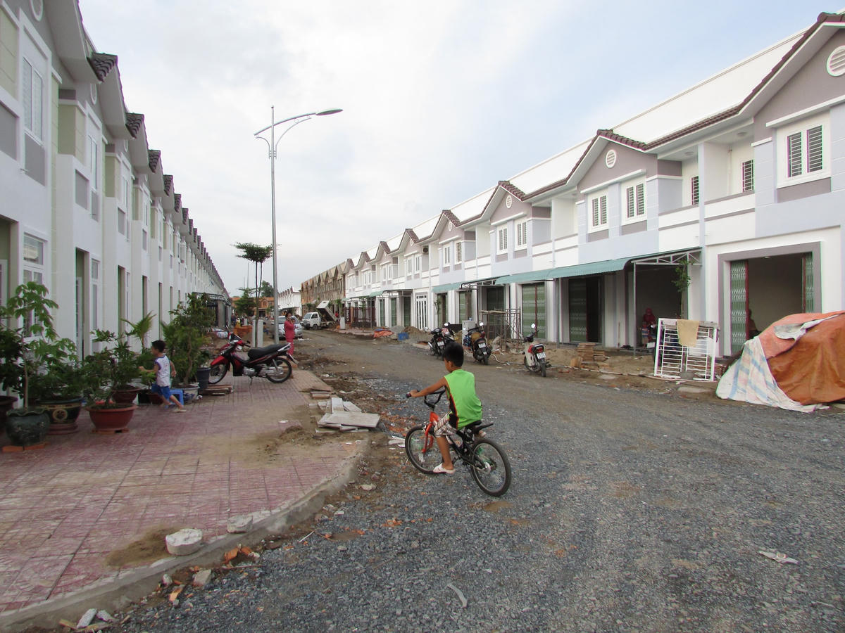 4.Những tháng gần đây, giá BĐS tại TPHCM mới đang tăng lên đáng kể. Ảnh Q.Đ