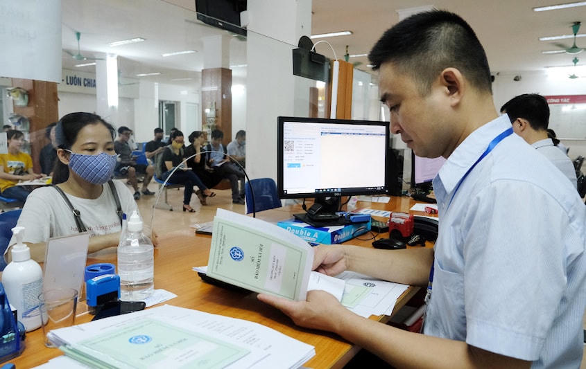 Cần các chế tài đủ mạnh xử lý vấn đề bảo hiểm xã hội để bảo vệ quyền lợi người lao động.