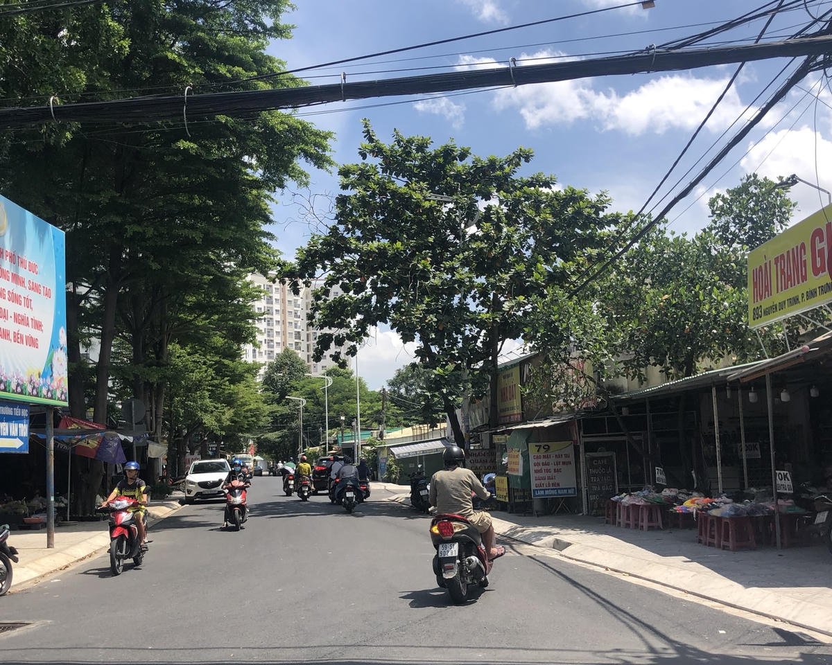 Tuyến hẻm đường 63, phường Bình Trưng Đông (Thủ Đức, TPHCM) khang trang sau khi được cải tạo, mở rộng.