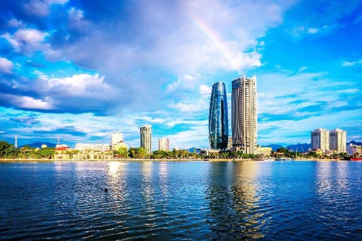 Novotel sở hữu vị trí đắc địa bên sông Hàn, Đà Nẵng.