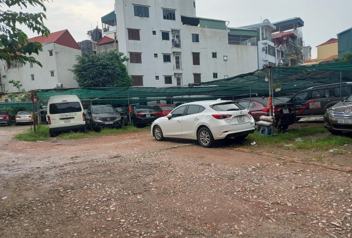 Bãi trông giữ xe 231 Cầu Giấy.