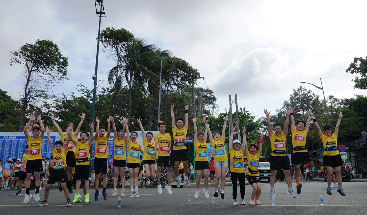 Tham gia giải việt giã, các VĐV đều khẳng định đây là dịp để nâng cao tinh thần đoàn kết, làm việc nhóm và nâng cao sức khỏe. Ảnh: Mạnh Thìn. 