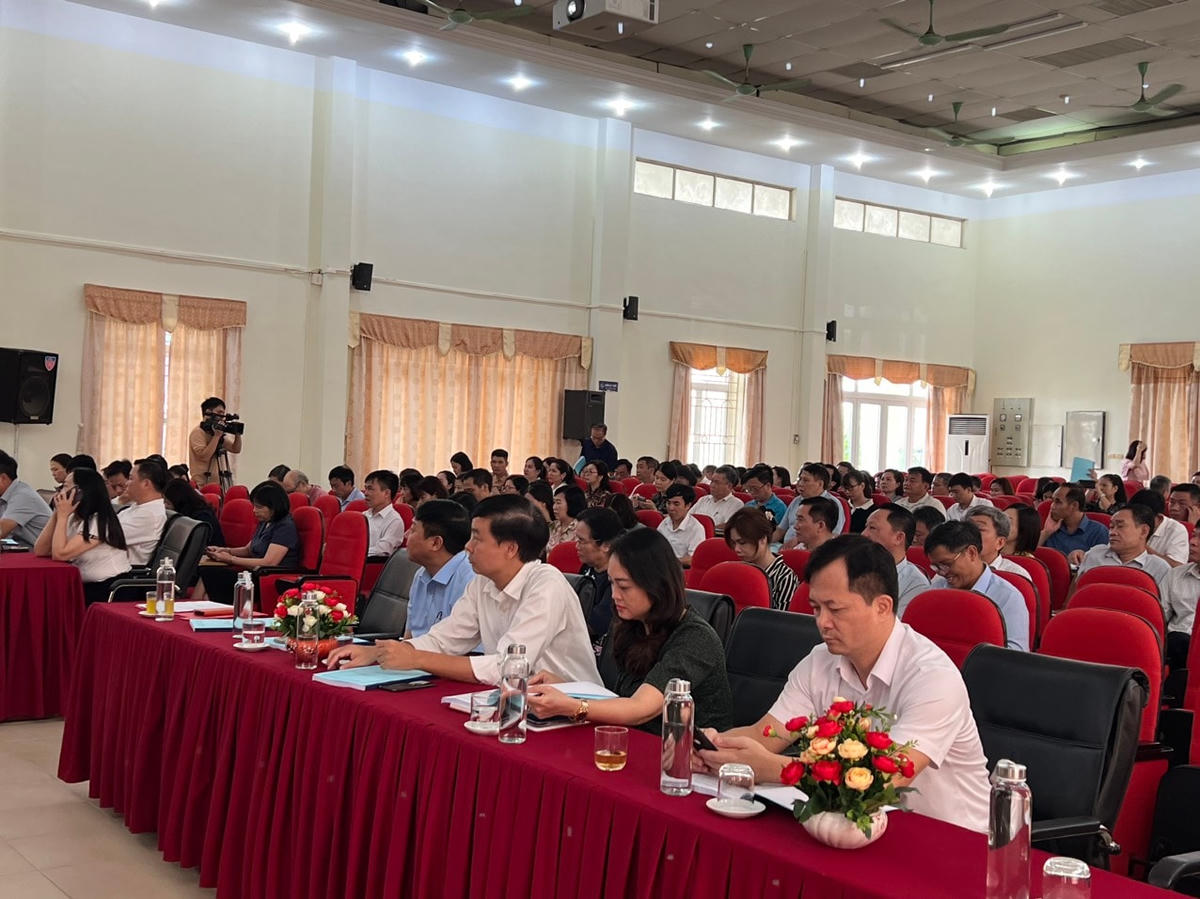 Quang cảnh lớp bồi dưỡng nghiệp vụ cán bộ MTTQ thành phố Hà Nội. 