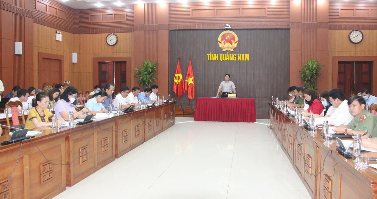 Quang cảnh buổi họp chuẩn bị kỳ thi tốt nghiệp THPT năm 2022 tại Quảng Nam.