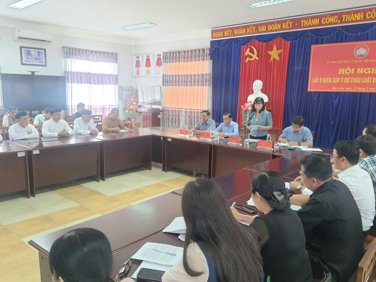 Quang cảnh Hội nghị Lấy ý kiến đối với Dự thảo Luật Đất đai sửa đổi.