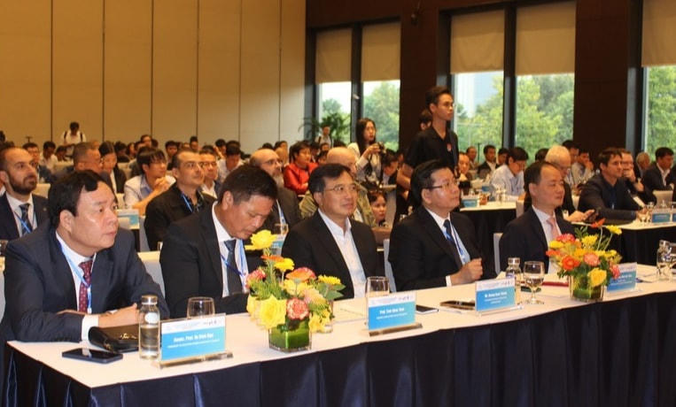 Các đại biểu tham dự Hội thảo.