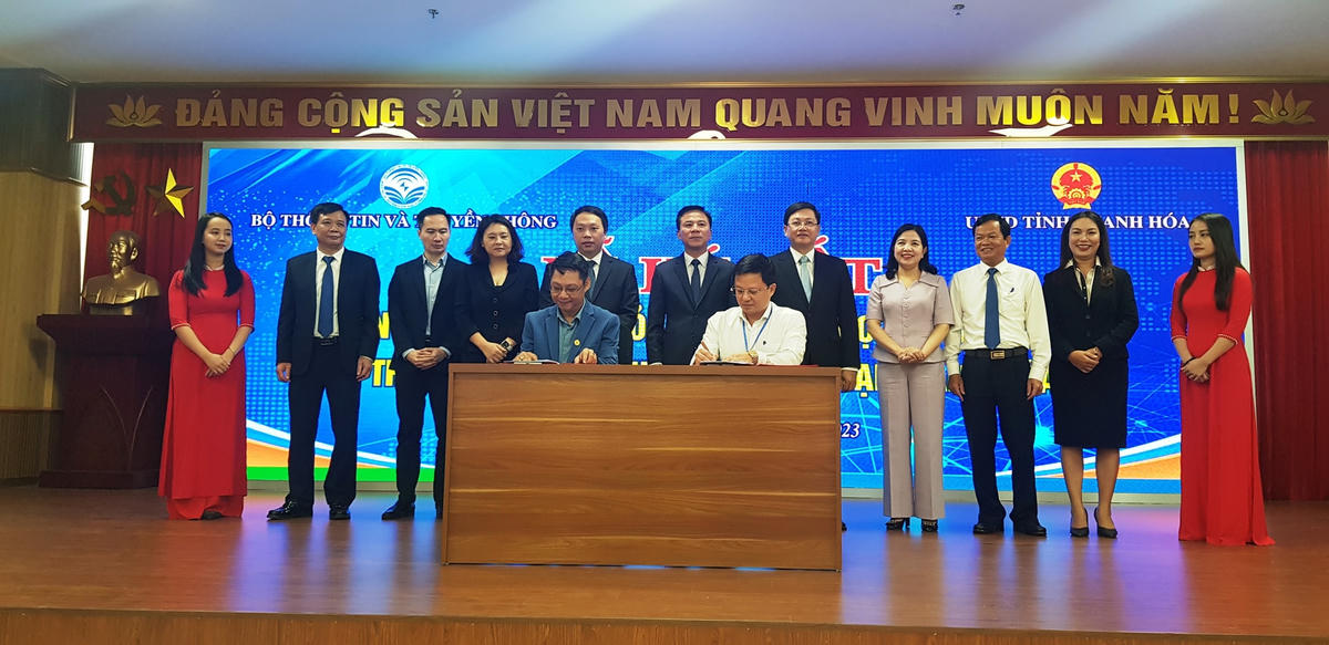 Để tiếp tục thúc đẩy quá trình chuyển đổi số, phát huy thế mạnh, nguồn lực của các doanh nghiệp công nghệ, các địa phương, đơn vị đã ký kết các thỏa thuận hợp tác về chuyển đổi số.