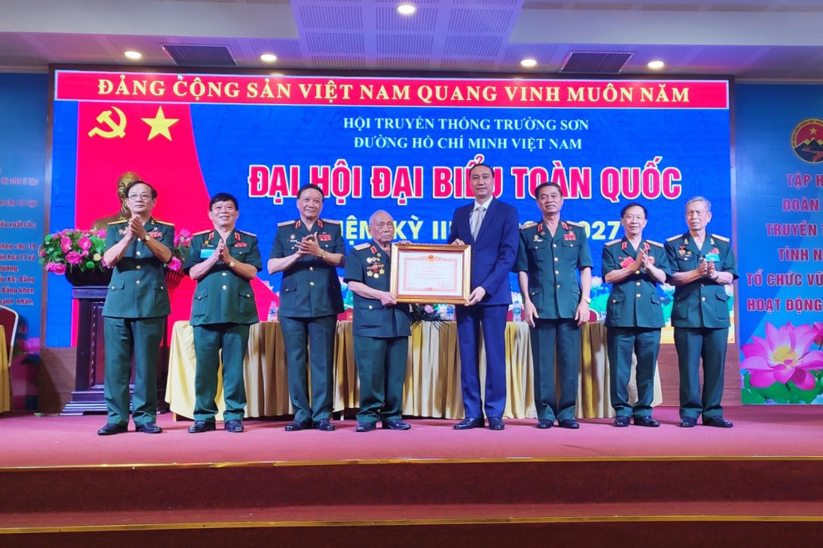 Thiếu tướng Võ Sở tái đắc cử Chủ tịch Hội Trường Sơn Việt Nam nhiệm kỳ III