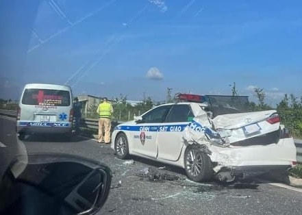 Hiện trường vụ tai trên cao tốc Trung Lương-Mỹ Thuận.