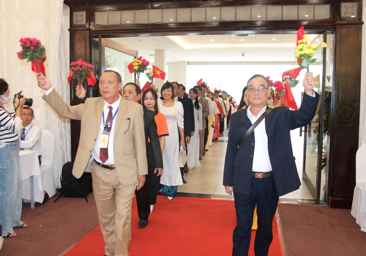 Đoàn đại biểu giáo dân Thủ đô Hà Nội chào mừng Đại hội.