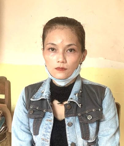 Do Đinh Thị Mỹ Hạnh (32 tuổi) bị tàn tật nên cho tại ngoại để tiếp tục điều tra. 