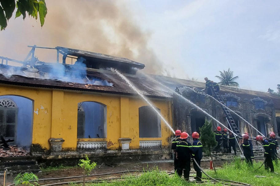 Hiện trường vụ cháy.