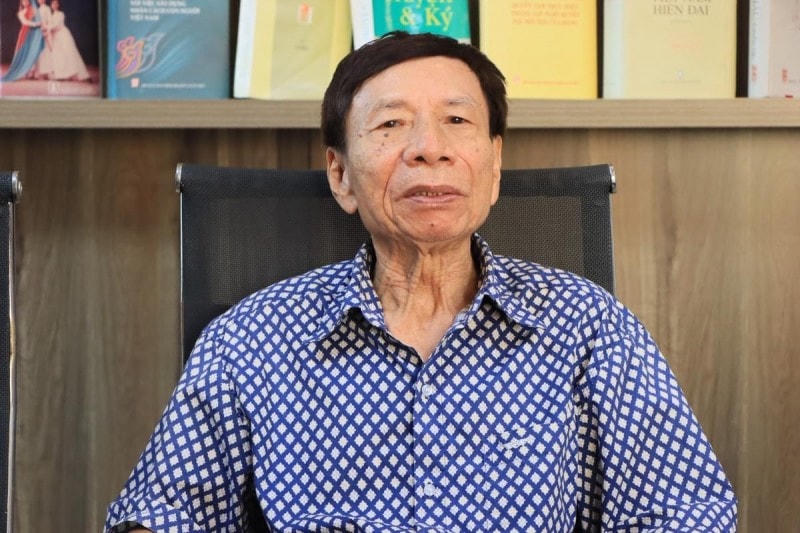 NHÀ THƠ PHẠM ĐÌNH ÂN