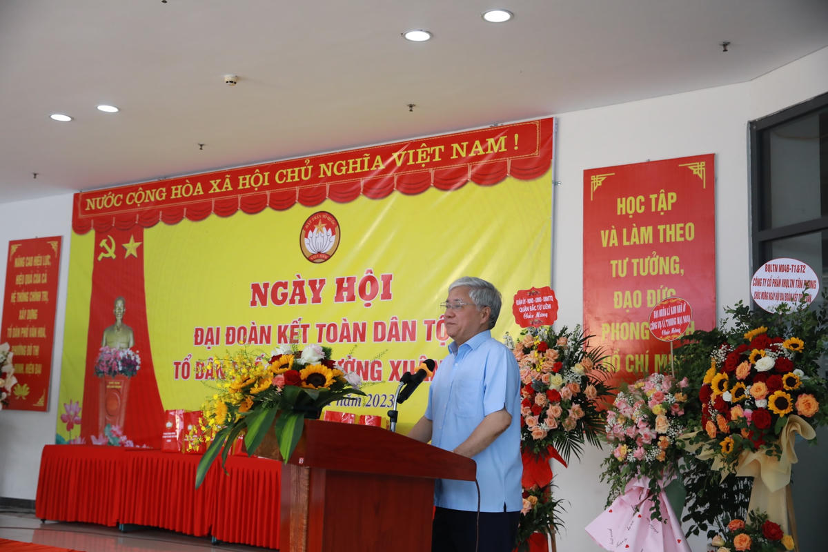 Bí thư Trung ương Đảng, Chủ tịch Ủy ban Trung ương MTTQ Việt Nam Đỗ Văn Chiến phát biểu tại ngày hội.