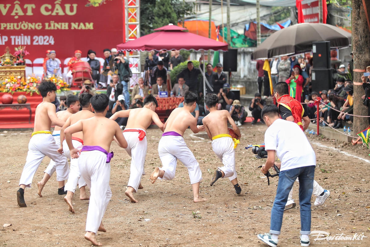 W_vat_cau-le-khanh6.jpg