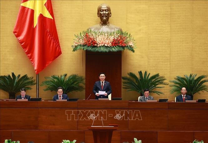 Chủ tịch Quốc hội Vương Đình Huệ điều hành phiên họp. Ảnh Dương Giang/TTXVN.