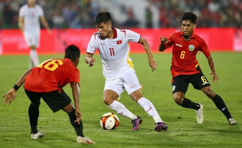 U23 Việt Nam có hiệp đấu đầu tiên đầy bế tắc.