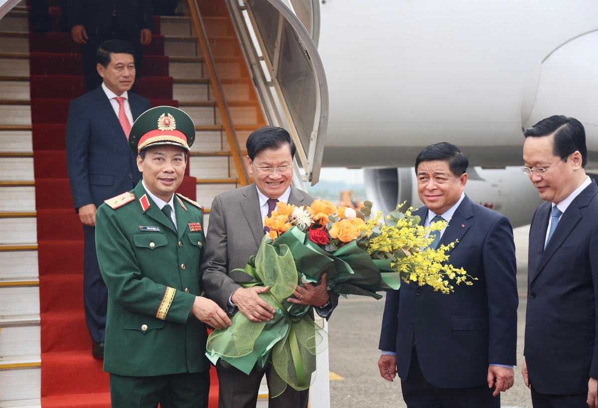 Tổng Bí thư, Chủ tịch nước Lào đến Việt Nam dự Lễ kỷ niệm 30/4- Ảnh 2.