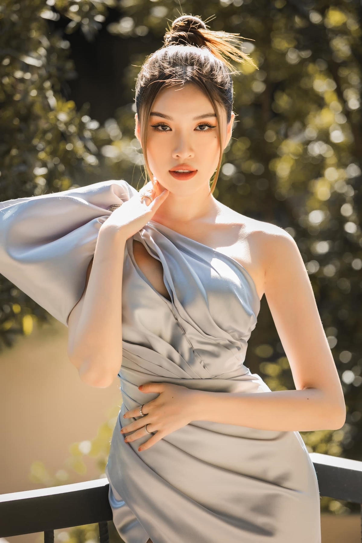 Nhan sắc xinh đẹp và body chuẩn của Thanh Thanh Huyền.