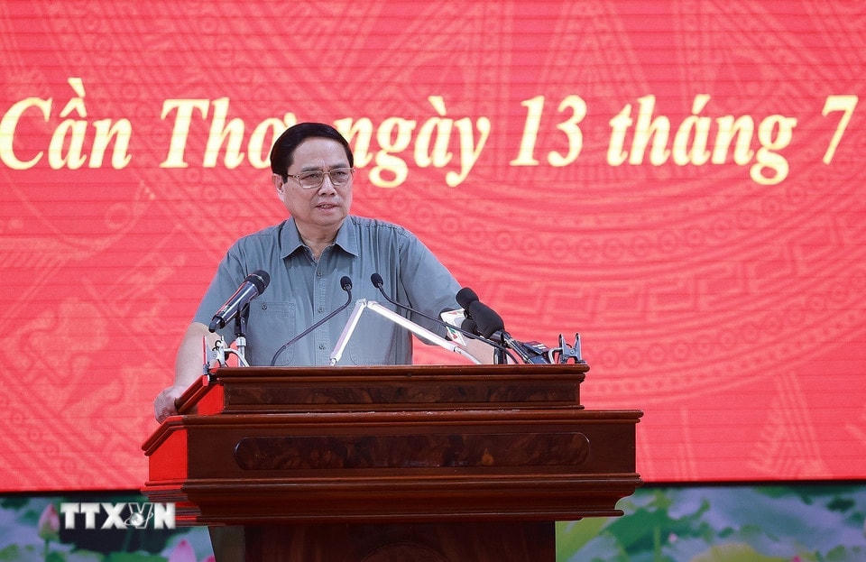 Thủ tướng Phạm Minh Chính chủ trì Hội nghị về thực hiện mô hình chính quyền địa phương 2 cấp và triển khai các dự án trọng điểm vùng Đồng bằng sông Cửu Long. (Ảnh: Dương Giang/TTXVN)