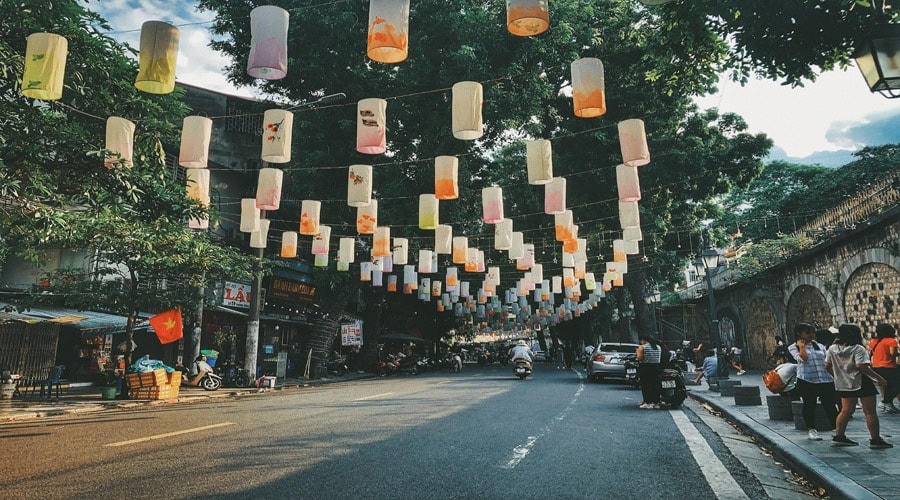 Hà Nội cần thêm những không gian công cộng cho người dân hưởng thụ.