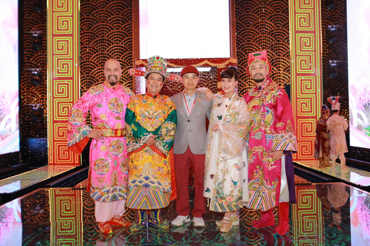 Năm nay, Vân Dung vào vai Táo y Tế quen thuộc. 