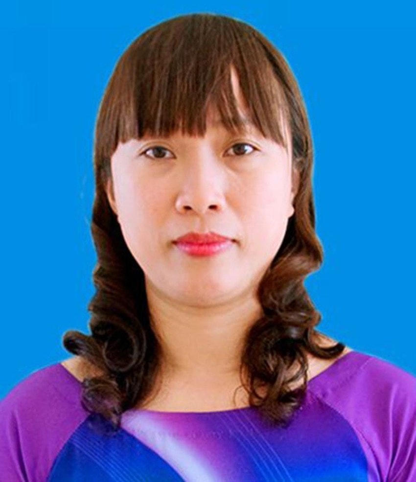 Bà Lê Phạm Thùy Ngân bị cách chức Phó Chủ tịch UBND huyện Cam Lâm.
