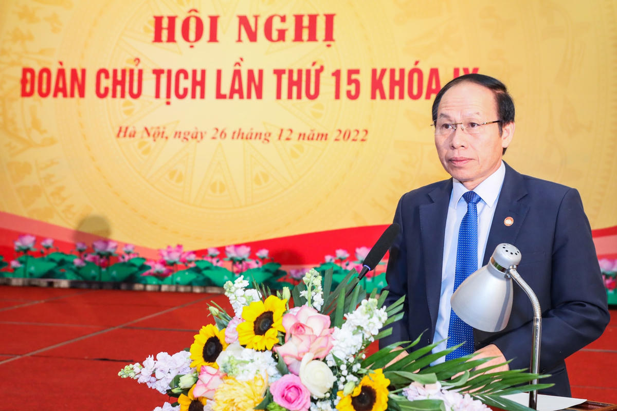 Ủy viên Trung ương Đảng, Phó Chủ tịch – Tổng Thư ký UBTƯ MTTQ Việt Nam Lê Tiến Châu phát biểu tại Hội nghị.