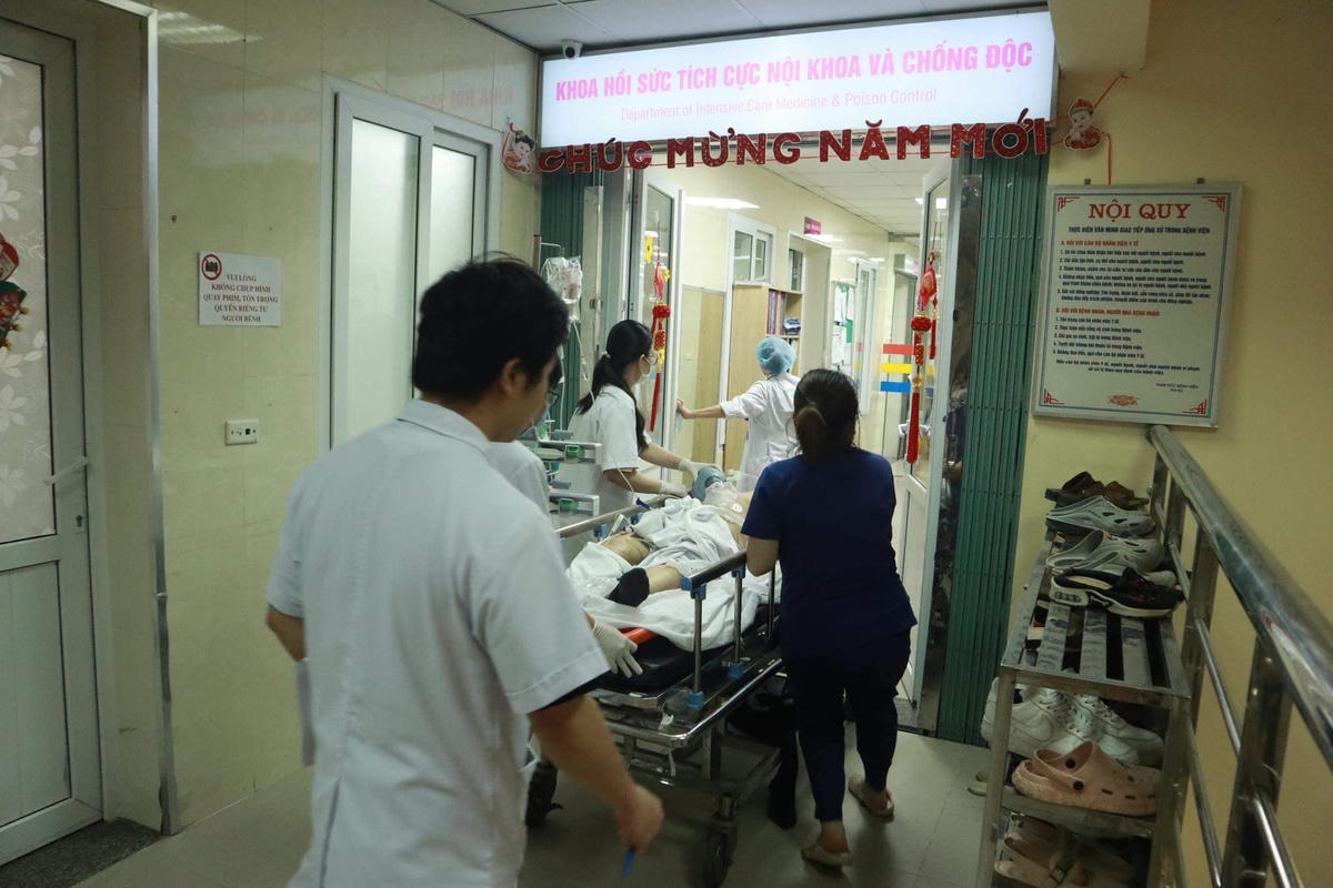 Các nạn nhân trong vụ tai nạn kinh hoàng trên đường Võ Chí Công được chữa trị tại Bệnh viện E.