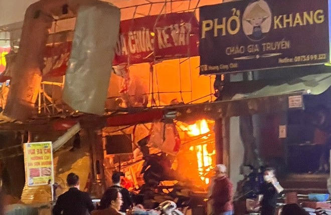 Hiện trường vụ cháy, Ảnh: CATP Hà Nội,
