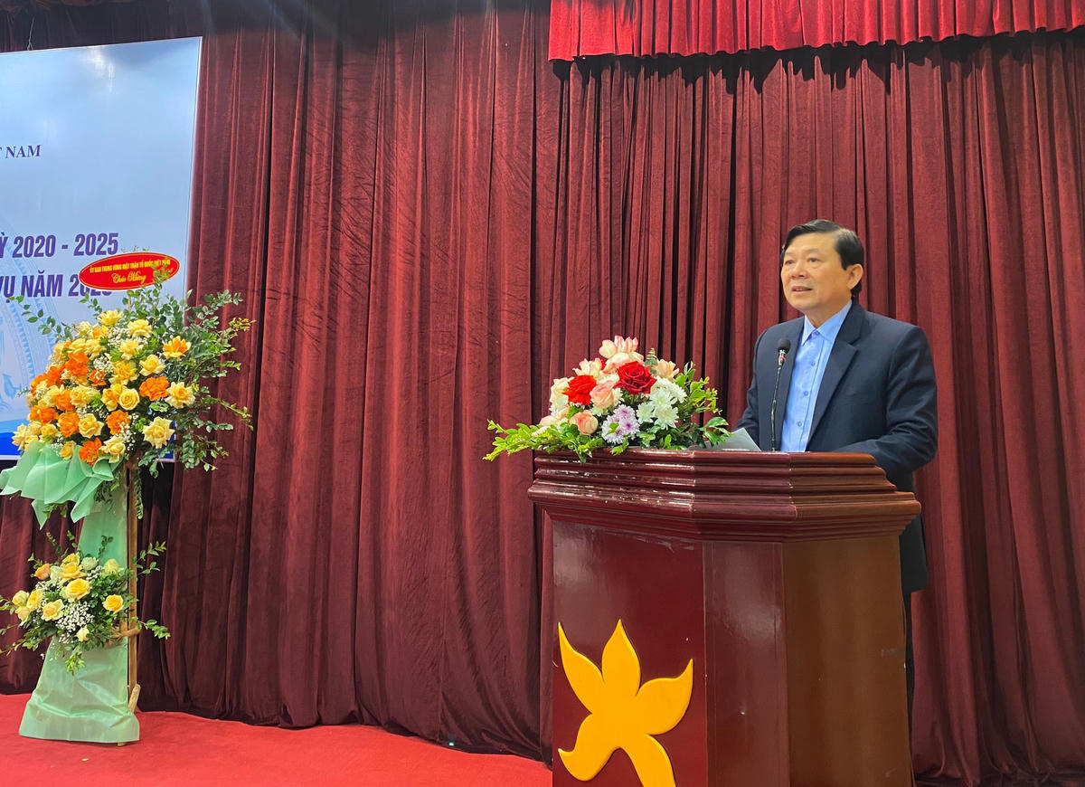 Phó Chủ tịch Nguyễn Hữu Dũng phát biểu tại Hội nghị.