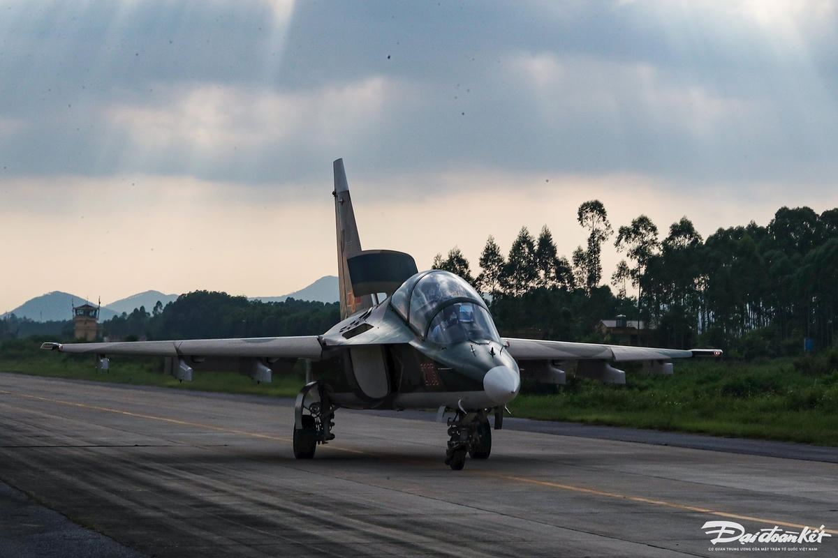 su30mk24.jpg